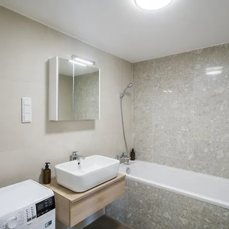 Myflat Coral Beach32 Apartament